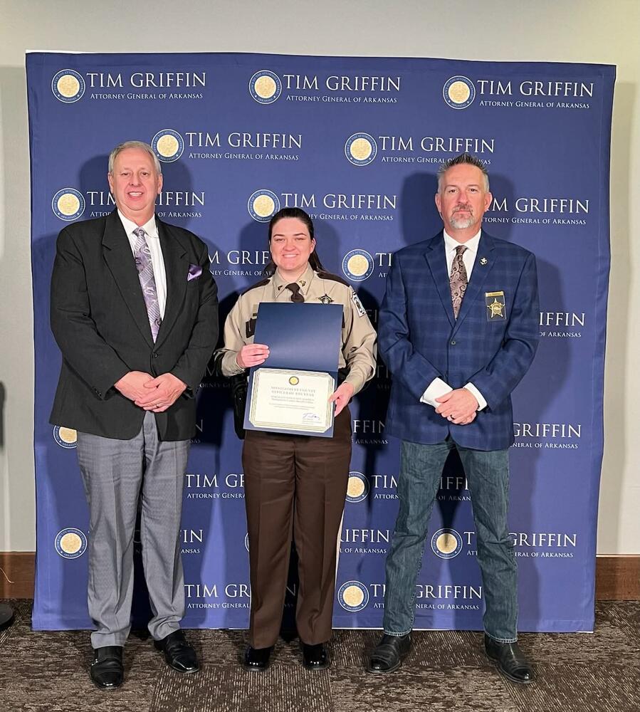 Award Photo with Sheriff Thomas and Sergeant McCaghren